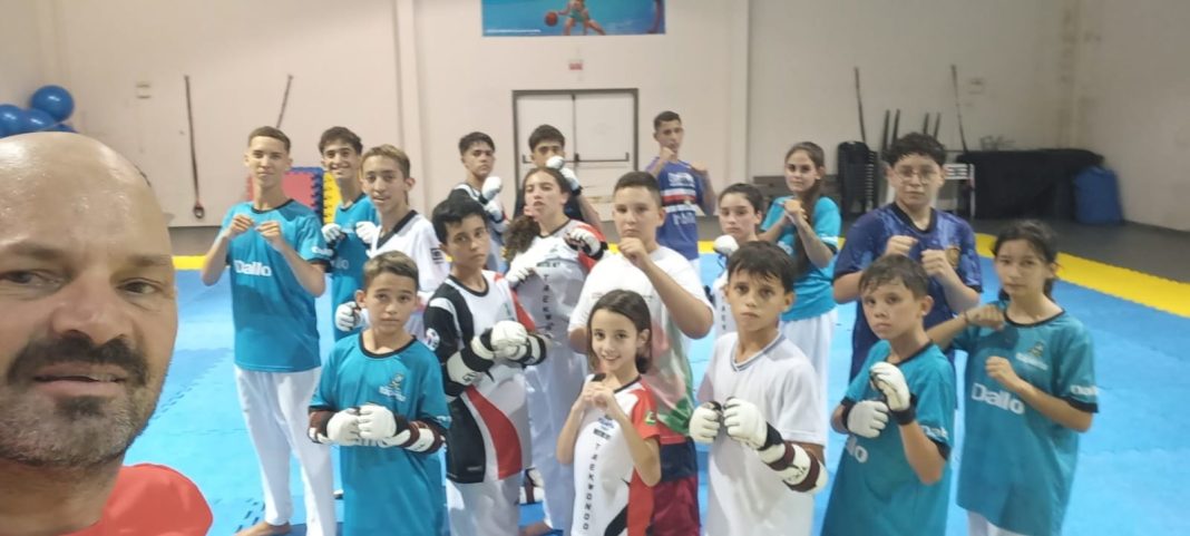 ATLETAS DE ITAPEMA 0001