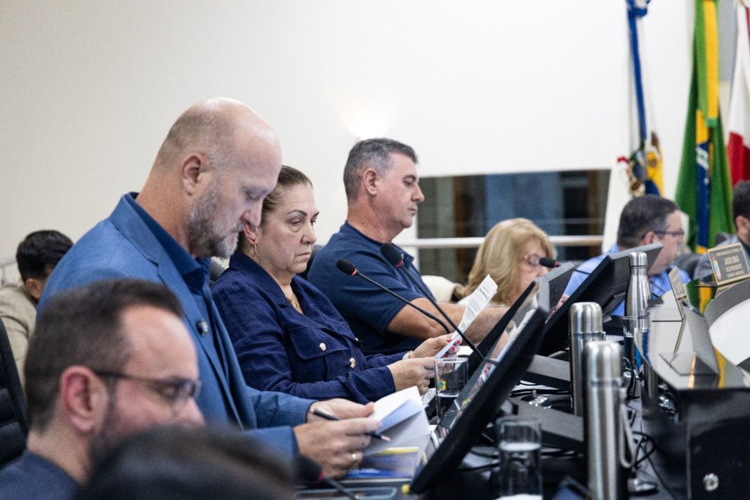 CÂMARA HORÁRIOS 01