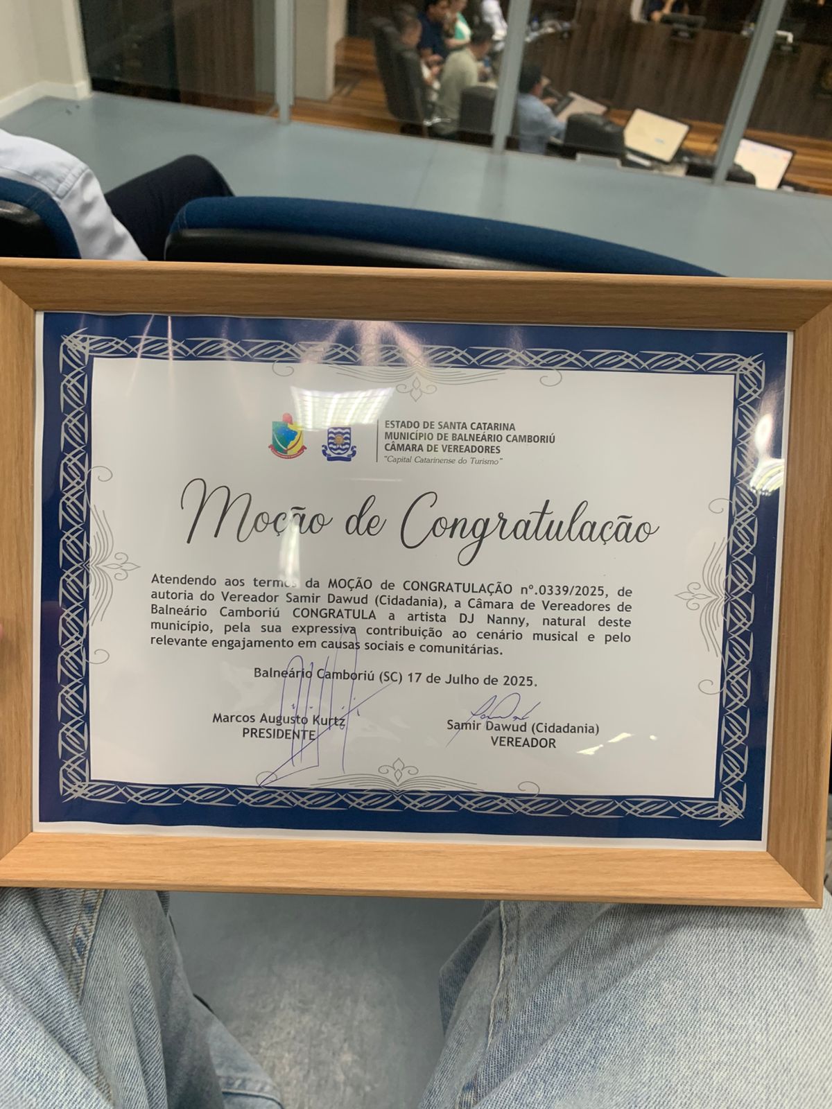 Dj Nanny - Moção de Aplausos