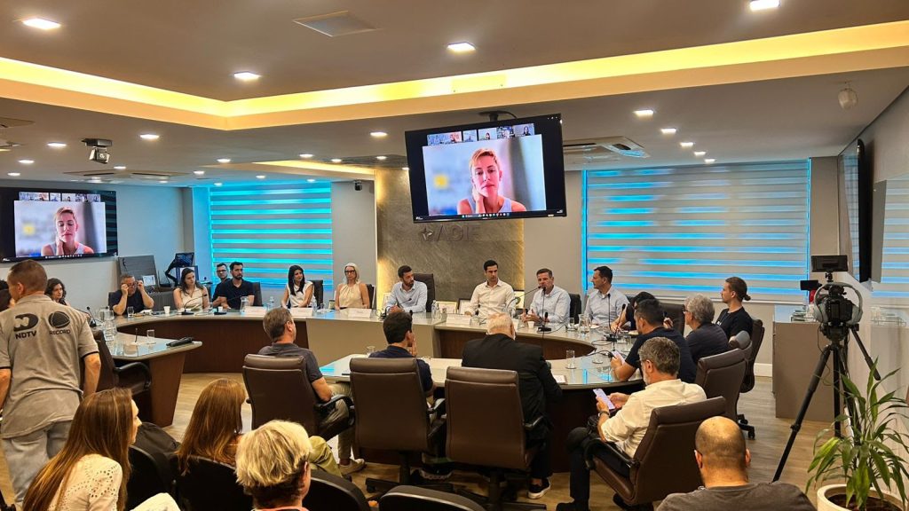 Estudo apresentado pela CDL Florianópolis, ACIF e LUA propõe requalificação do Centro da Capital com projetos-piloto e foco em mobilidade, espaços públicos e qualidade de vida.