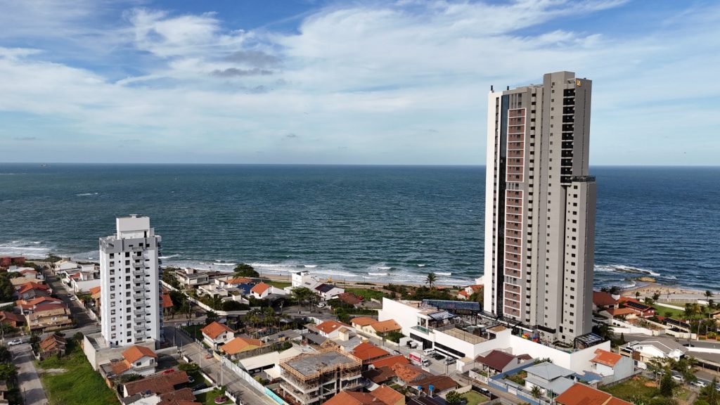 Vetter entrega o Coral Gables, seu primeiro empreendimento em Penha (SC), reforçando a estratégia em mercados de alta rentabilidade e imóveis premium no litoral catarinense.